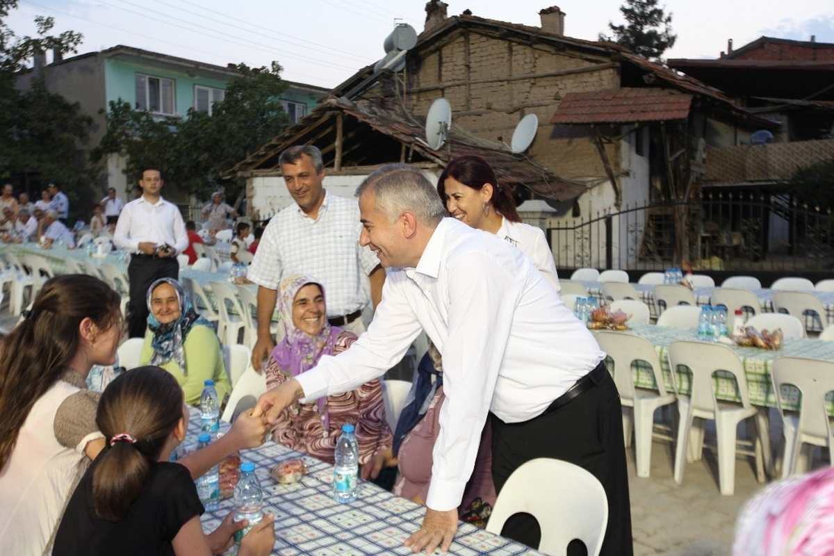 Başkan Zolan\'dan İftarda Vatandaşlara İki Müjde