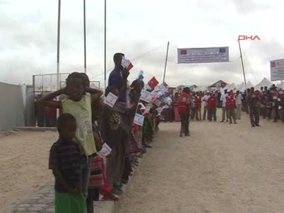 Çadırkentteki Somalili Çocukların "Oyun Parkı" Sevinci