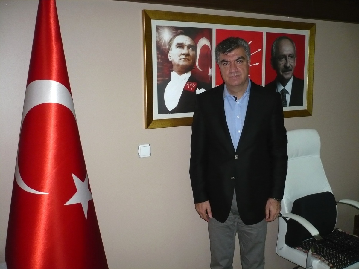 Cumhuriyet Halk Partisi (Chp) İzmir İl Başkanı Ali Engin, Basına Uygulanan Sansürün Kaldırılışının...