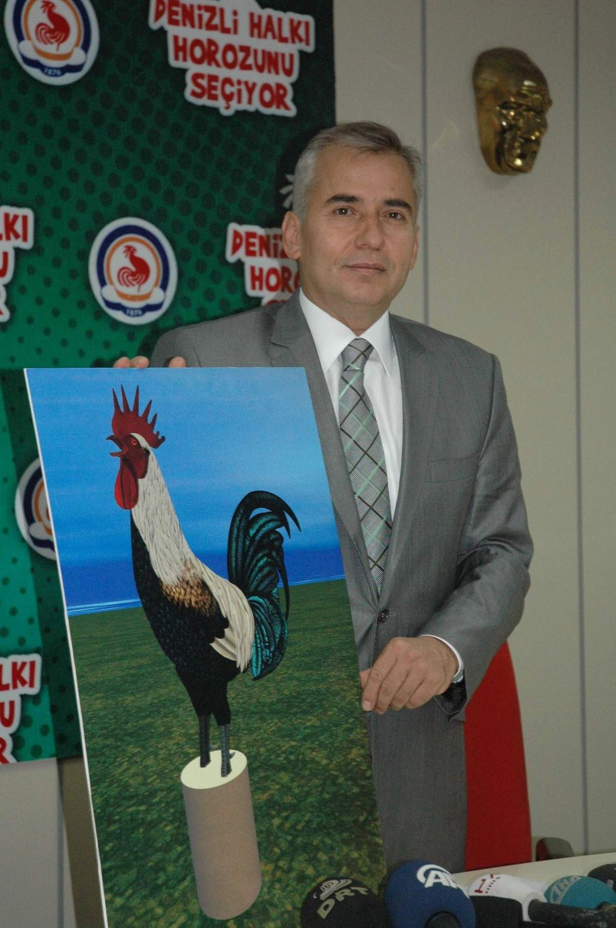 Denizli Halkı Horozunu Seçti