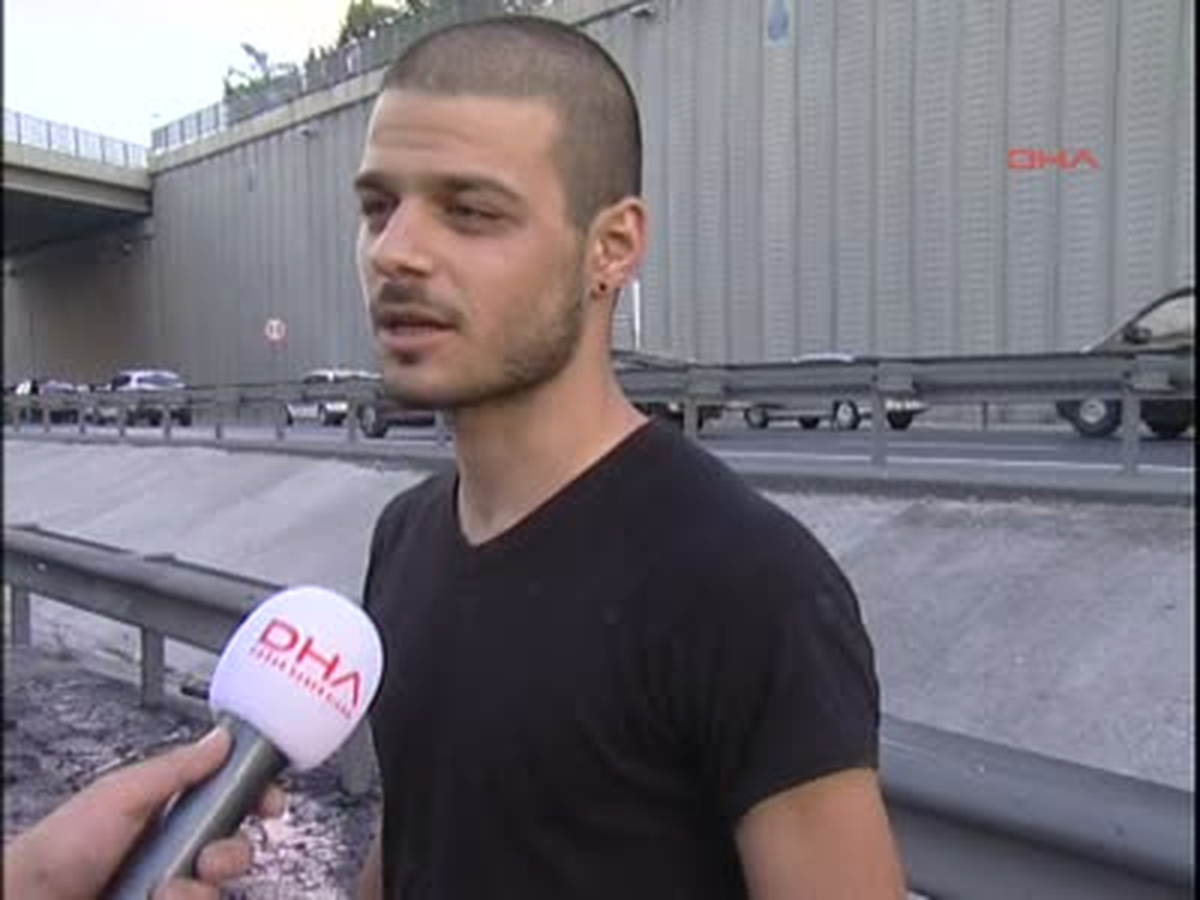 Ek Detayköprü Trafiğinde Korkutan Araç Yangını