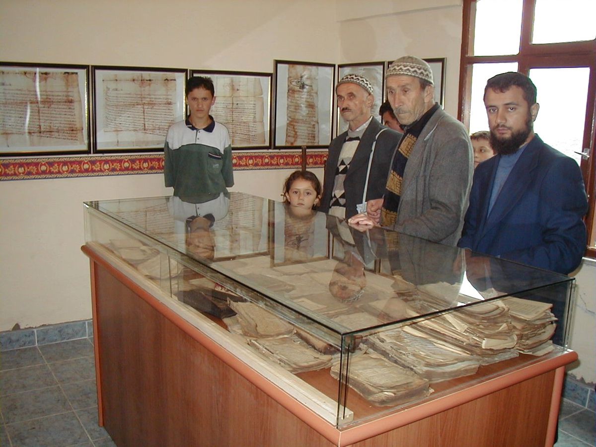 Giresun\'da Türbelere Ramazan Akını