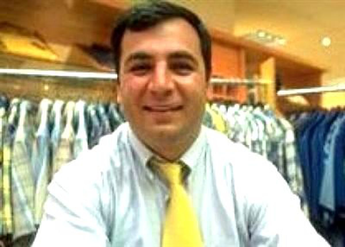 Gömlek Kralı Teslim Oldu