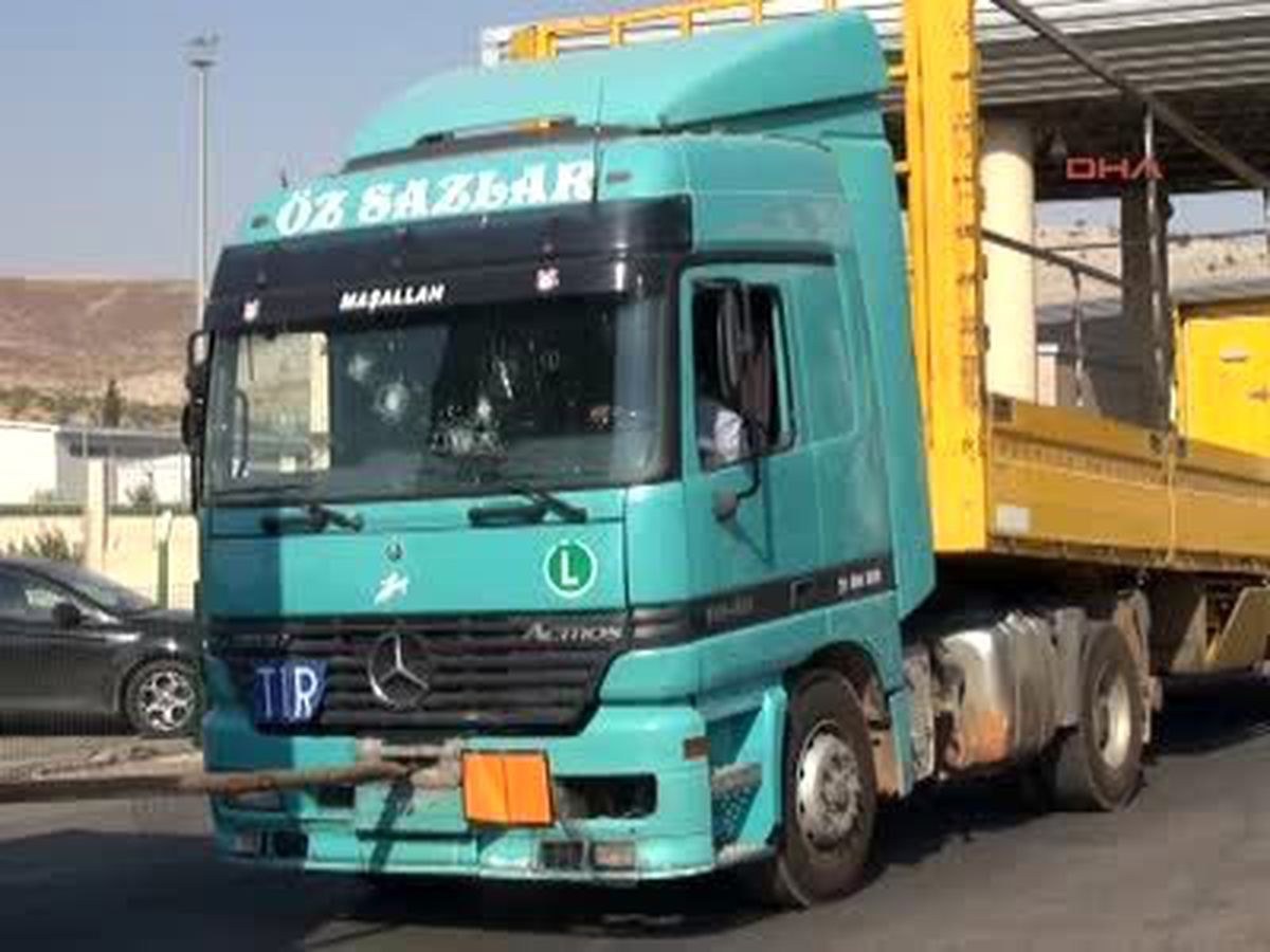 Yağmalanan TIR\'lar Hatay\'a Getiriliyor