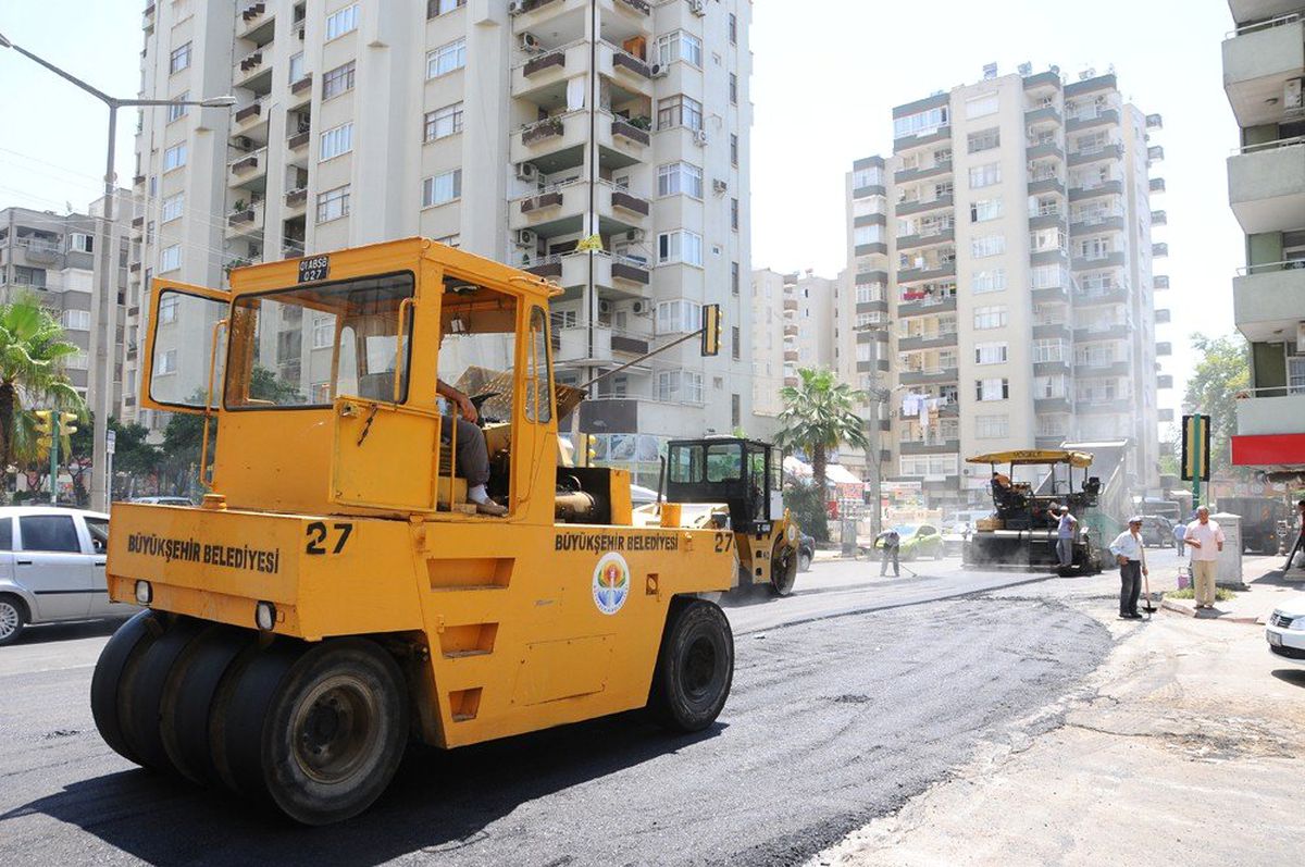 İbo Osman Caddesi Asfaltlandı