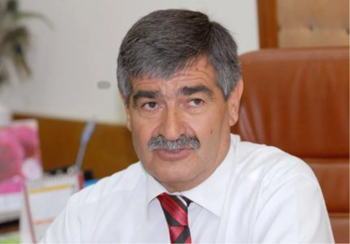 Kalp Spazmı Geçiren KKTC Sağlık Bakanı Kaşif Kontrol İçin İstanbul\'a Gitti