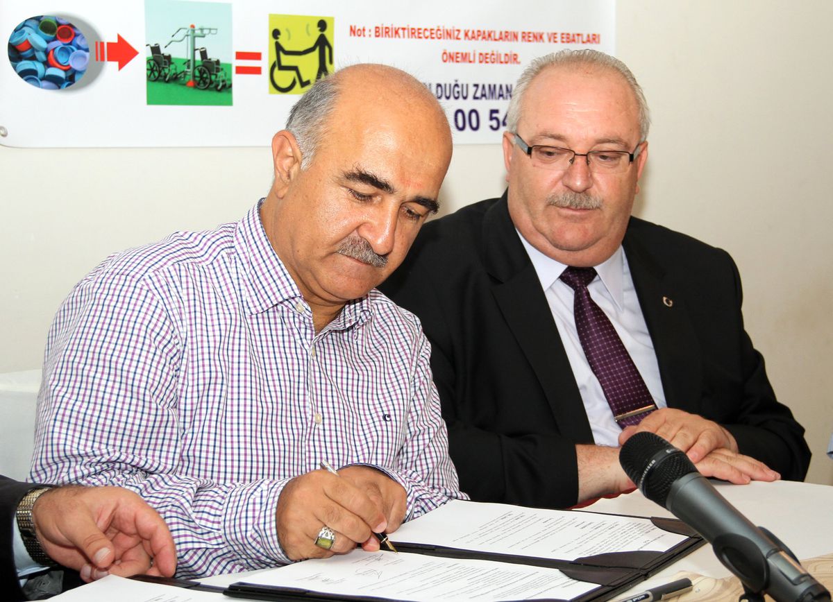 Kapaklar Engellilerin Parklarına