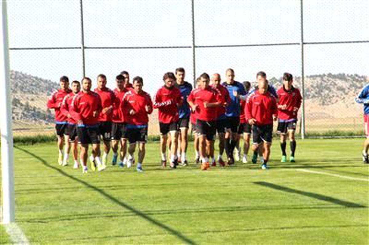 Mersin İdman Yurdu Slovenya\'ya Gitti
