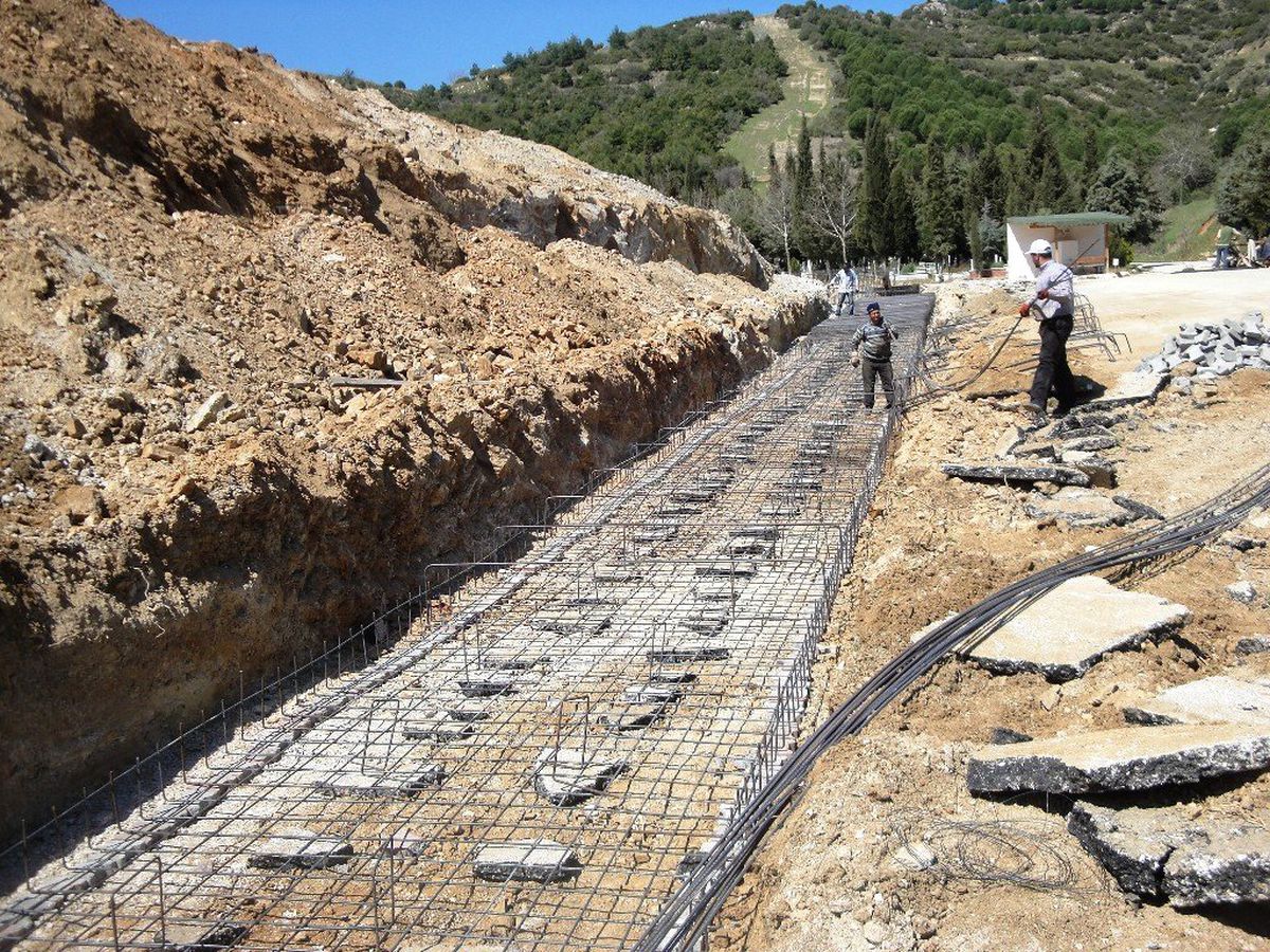 Ödemiş Belediyesi Mezar Satıyor
