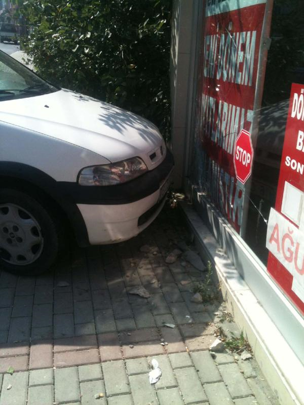 Otomobil, Sürücü Kursuna Girdi