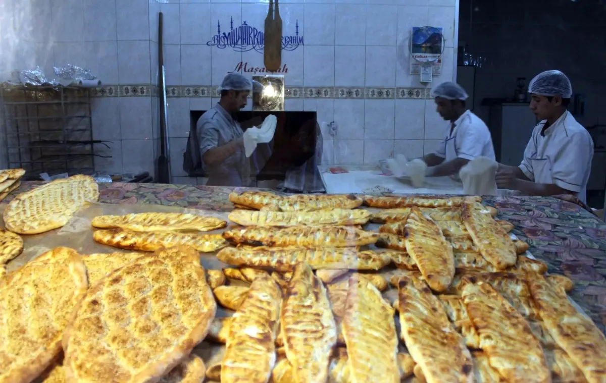 Pide Satışlarında Ramazan Bereketi