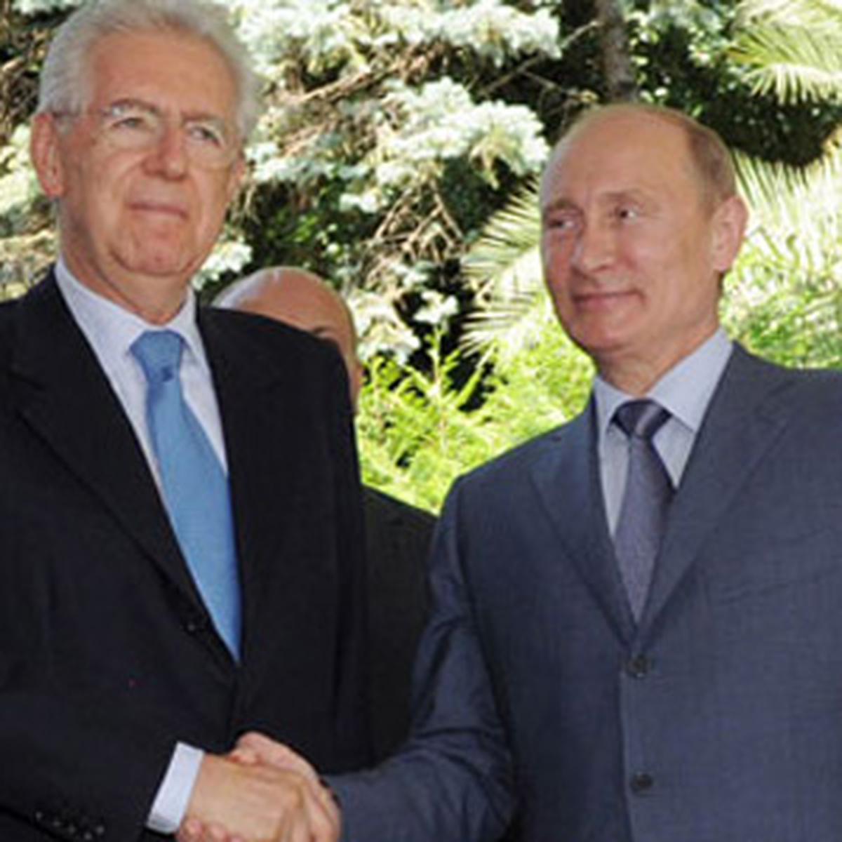 Putin, Suriye\'yi Çözdü Bile!