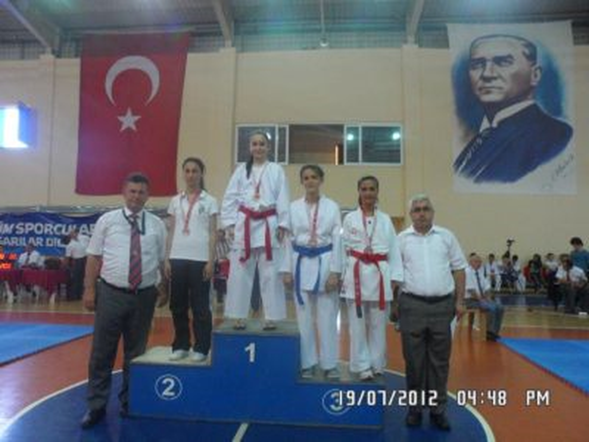 Şamdan Seçmeleri Geçti!