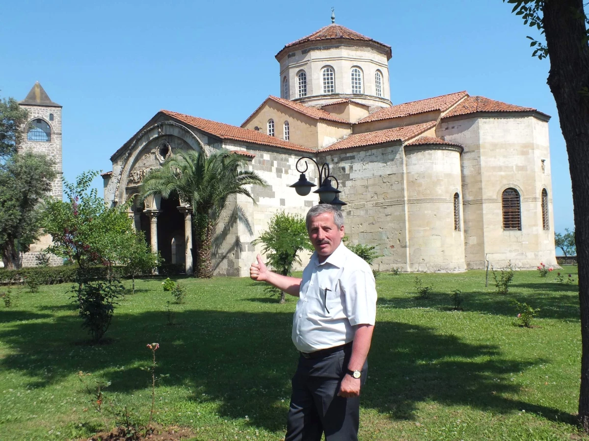 Trabzon Ayasofya Müzesi\'nin İbadete Açılması Çalışmaları
