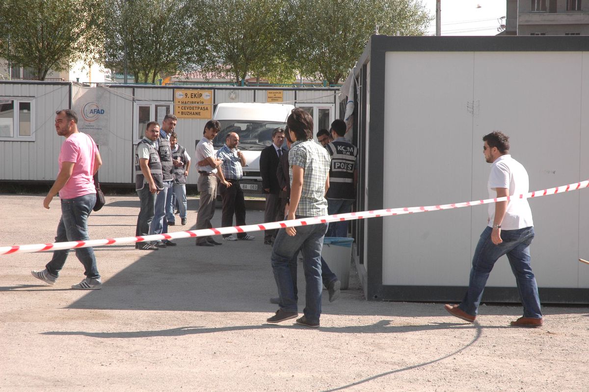 Van\'da \'Rüşvet ve Evrakta Sahtecilik\' Operasyonu