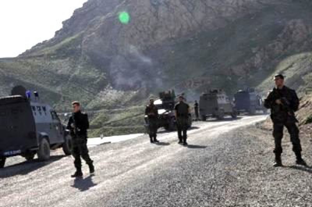 Zırhlı Araca El Bombalı Saldırı