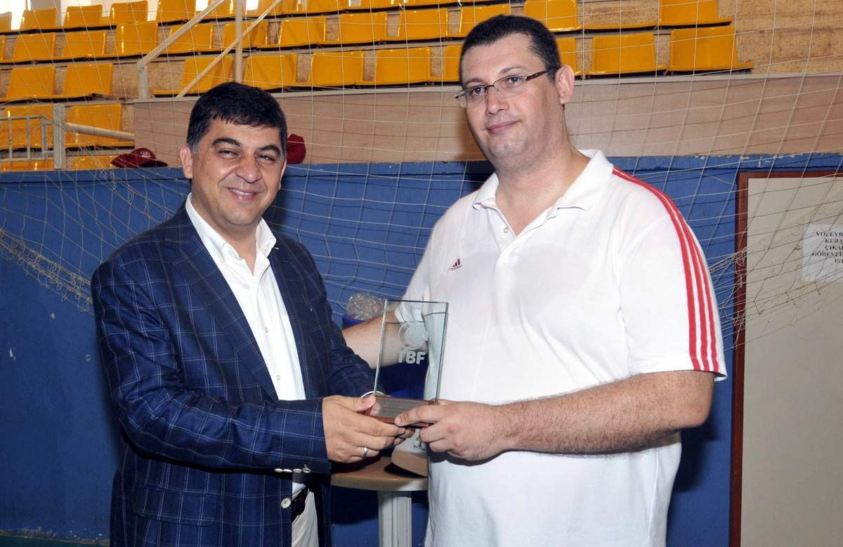 Başkan Fadıloğlu \'The Best Five\' Basketbol Kampını Ziyaret Etti