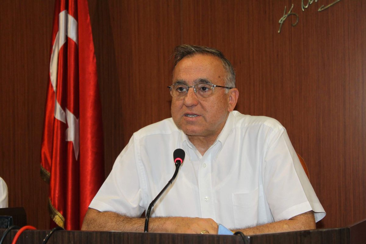 Başkan Güzelbey Gazetecilerin Sorularını Yanıtladı