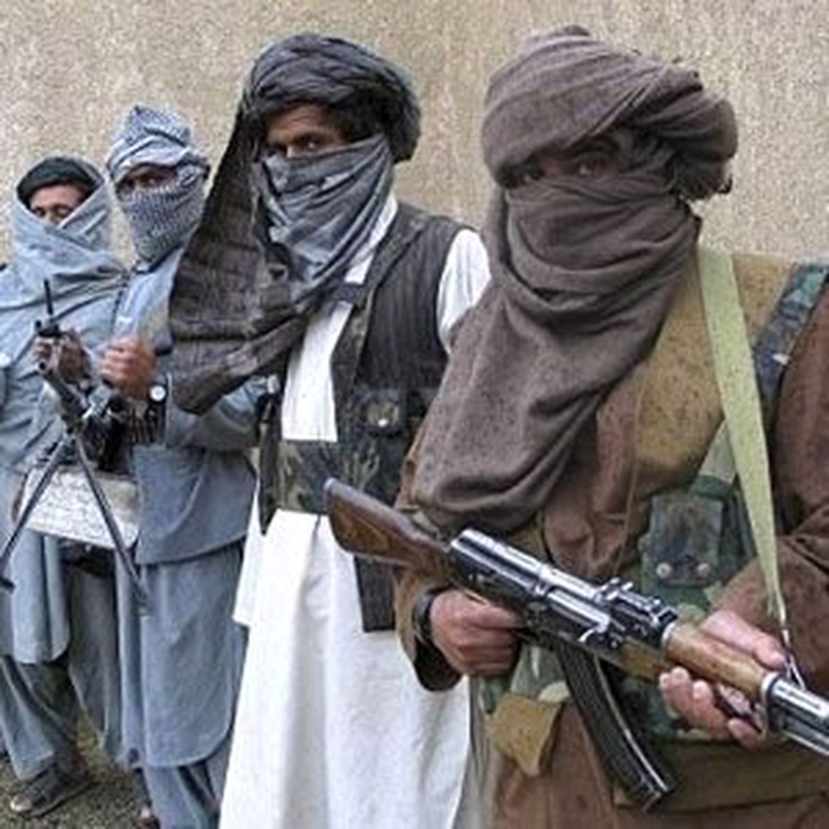 Bbc: "Afganistan\'da 14 Polis Taliban\'a Katıldı"