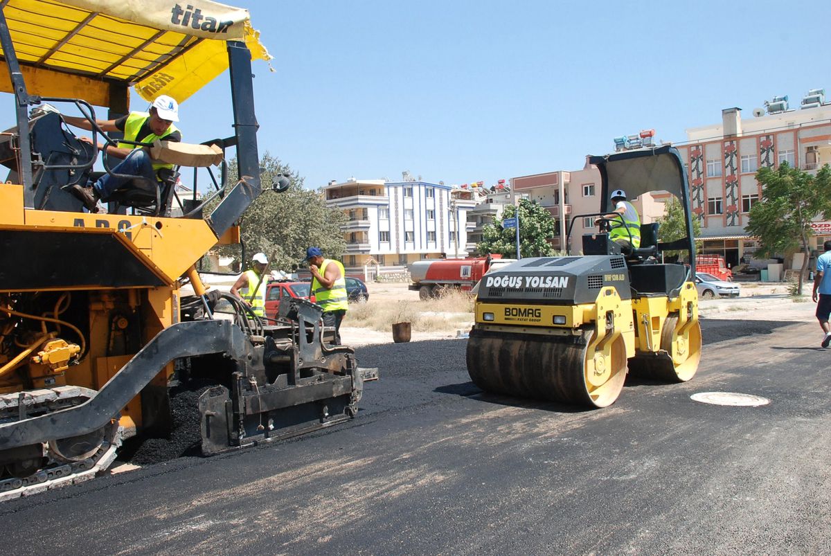 Didim Belediyesinden Sıcak Asfalt Çalışması