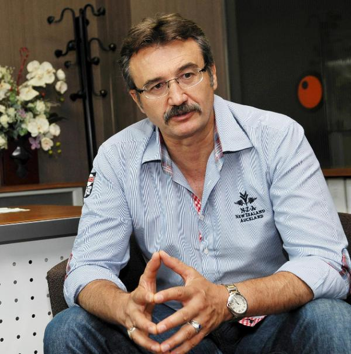 Eski Bakan Tüzmen; Kalktığın Meydana Bakmayacaksın