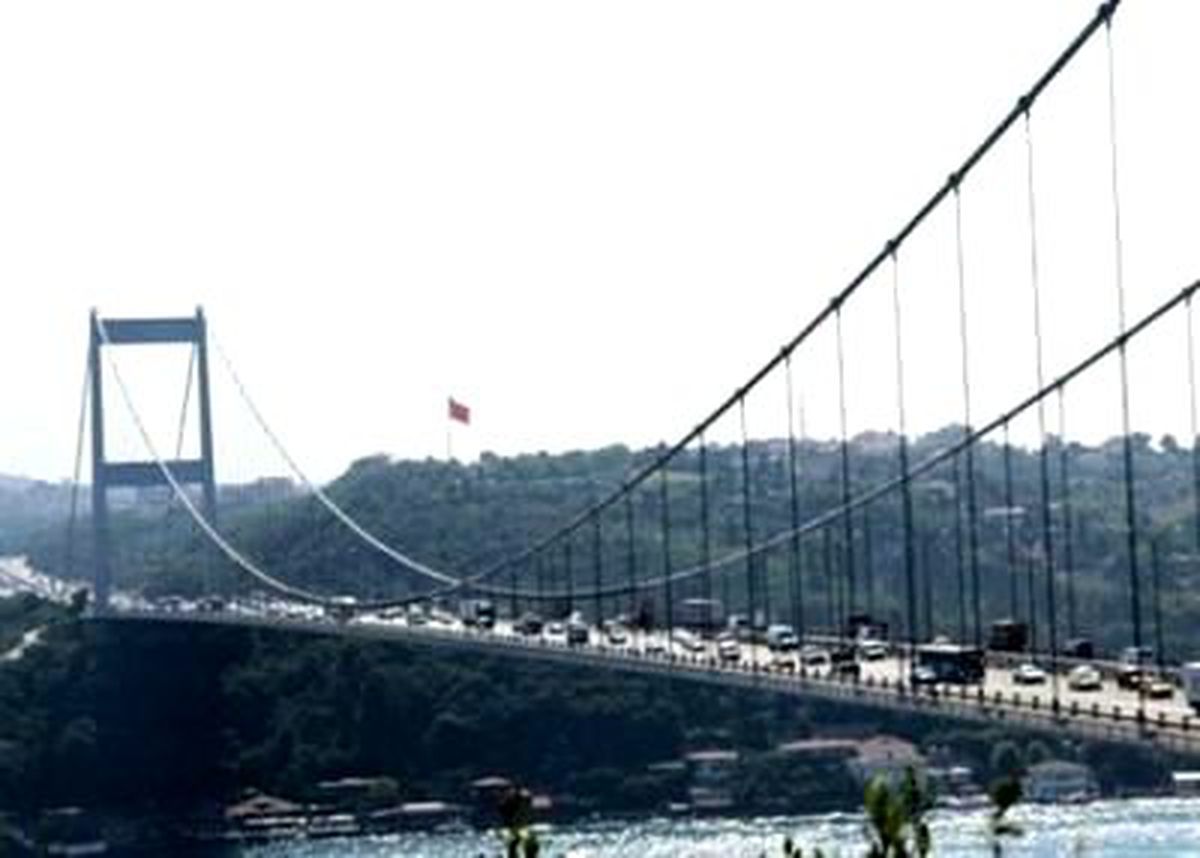 Fsm\'de Bir Şerit Trafiğe Kapanıyor