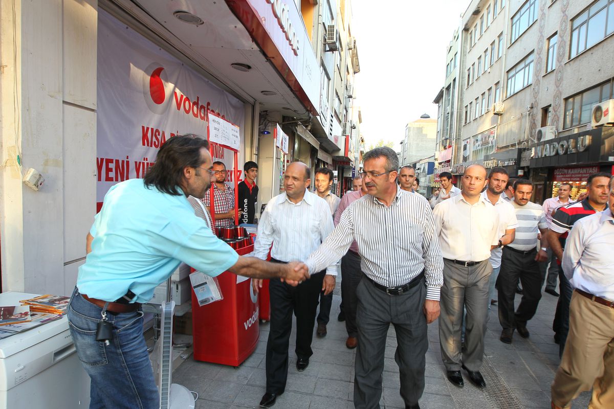 Işık ve Köşker\'den Esnaf Turu
