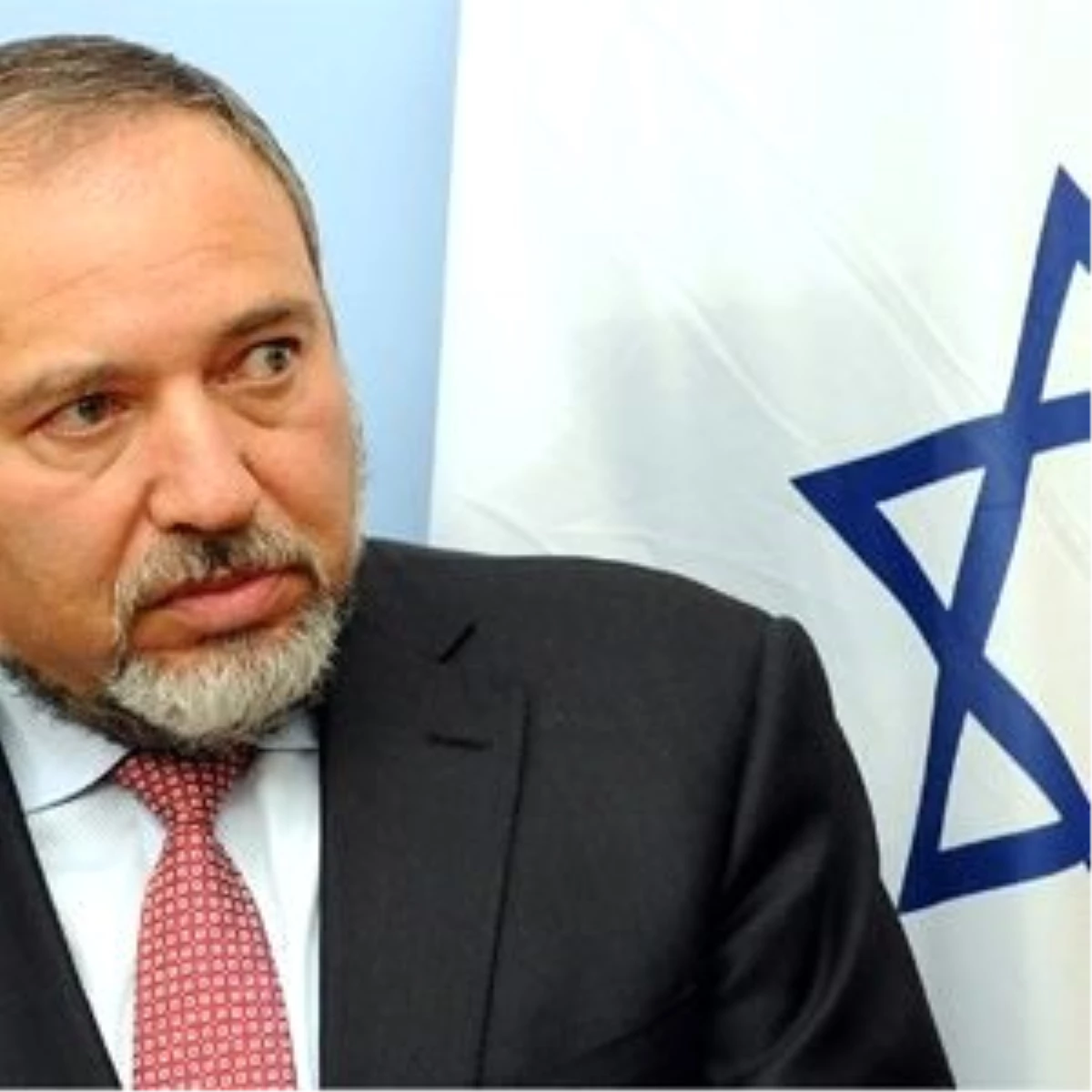 İsrail Dışişleri Bakanı Lieberman."Suriye\'nin Kimyasal Silahlarının Hizbullah\'ın Eline Geçmesi...