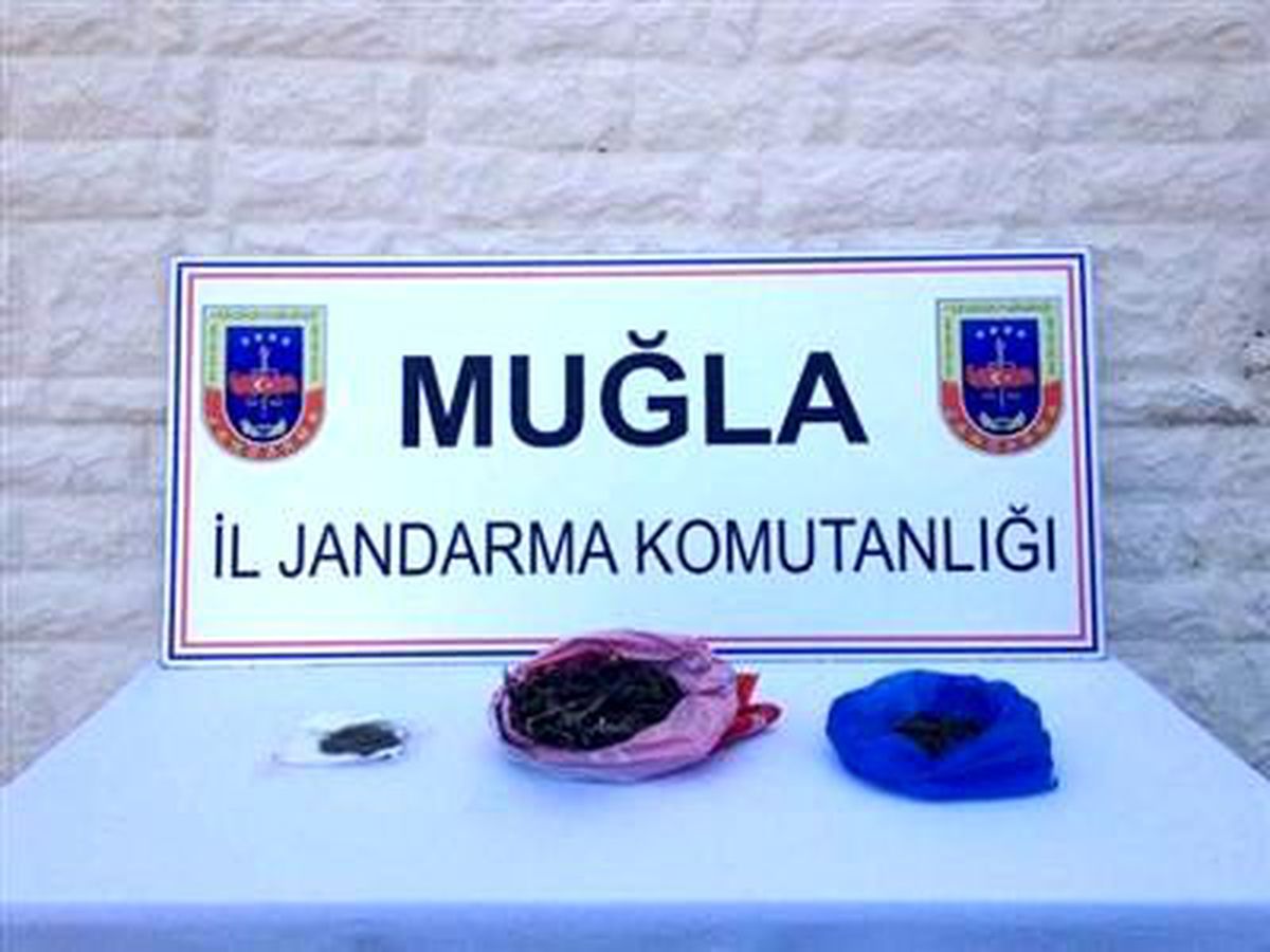Jandarmadan Uyuşturucu Tacirlerine Darbe