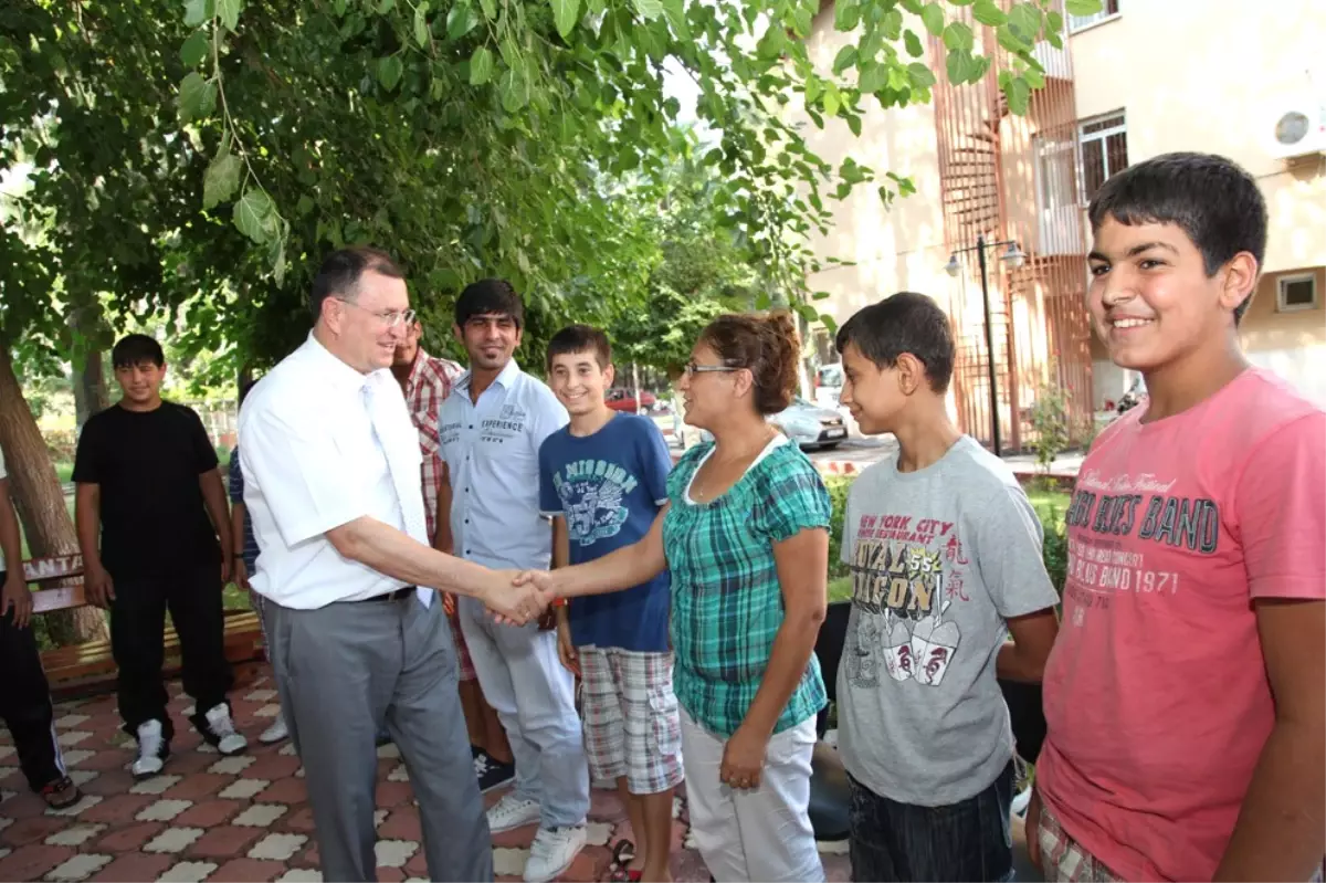 Kimsesiz Çocuklar Unutulmadı
