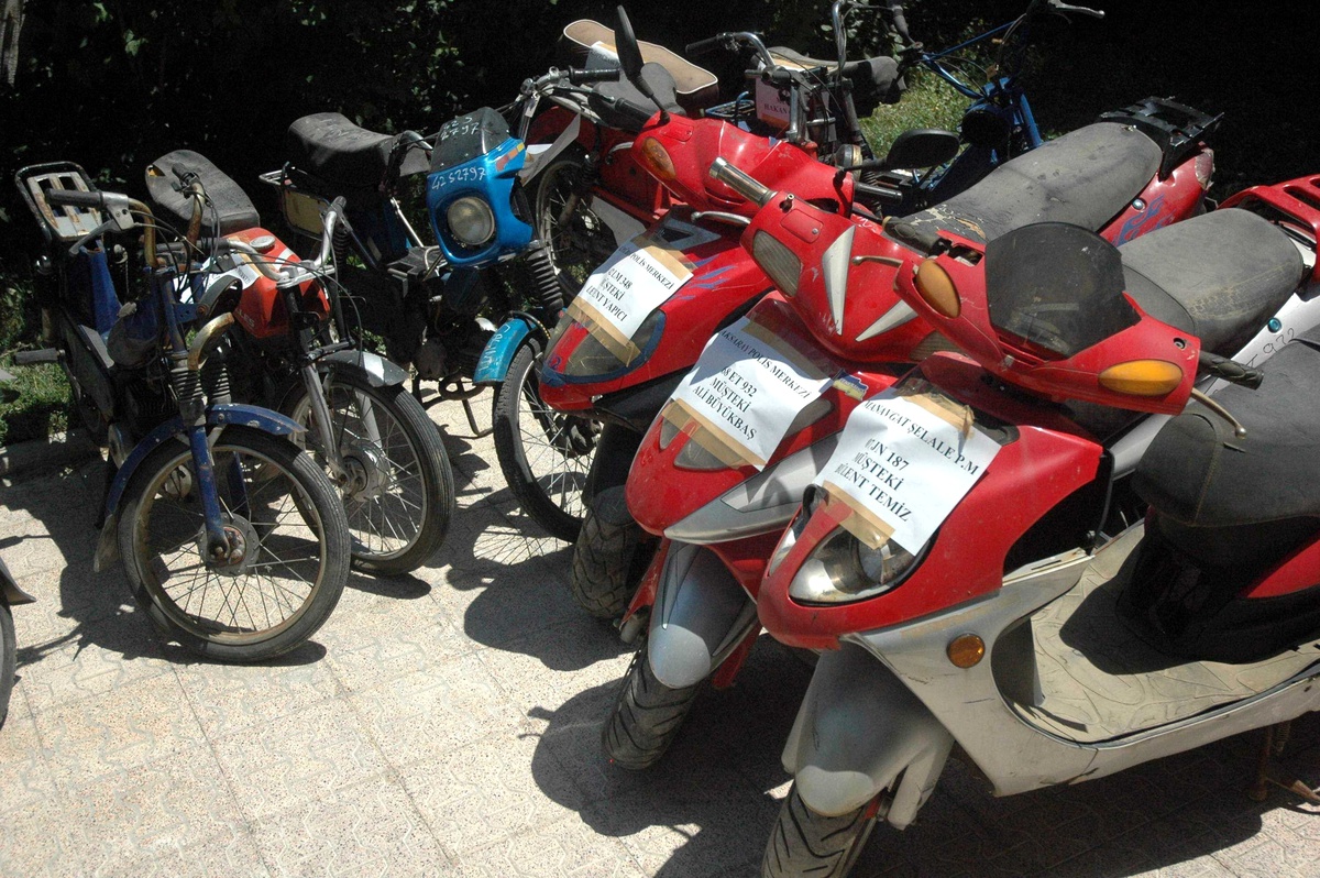 Konya\'da 45 Çalıntı Motosiklet Bulundu