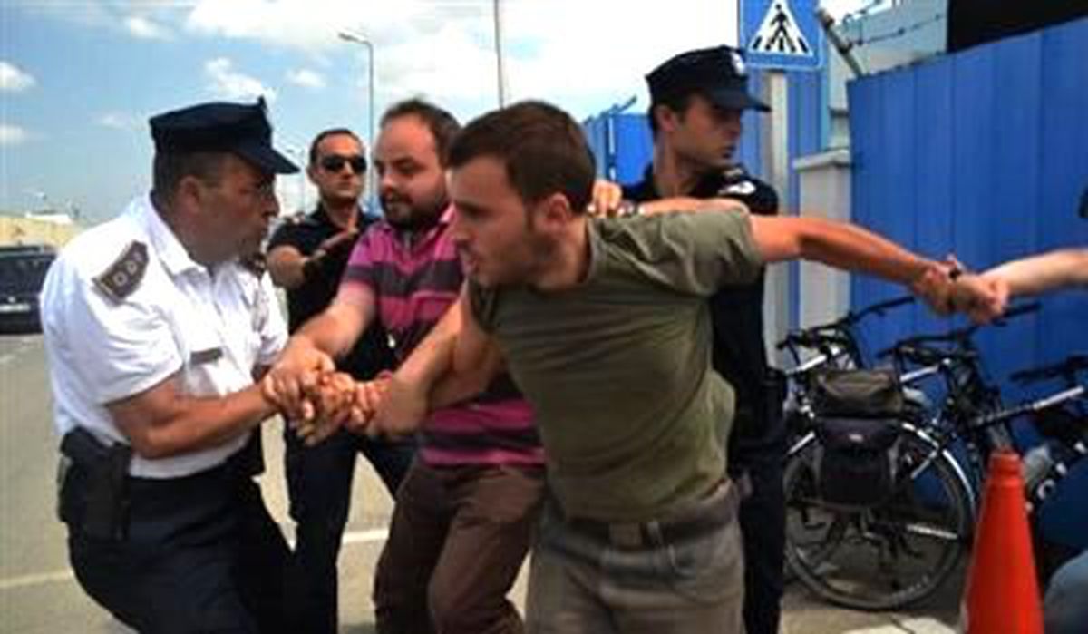 Kosova\'da, Ban Kı Moon\'a Protesto