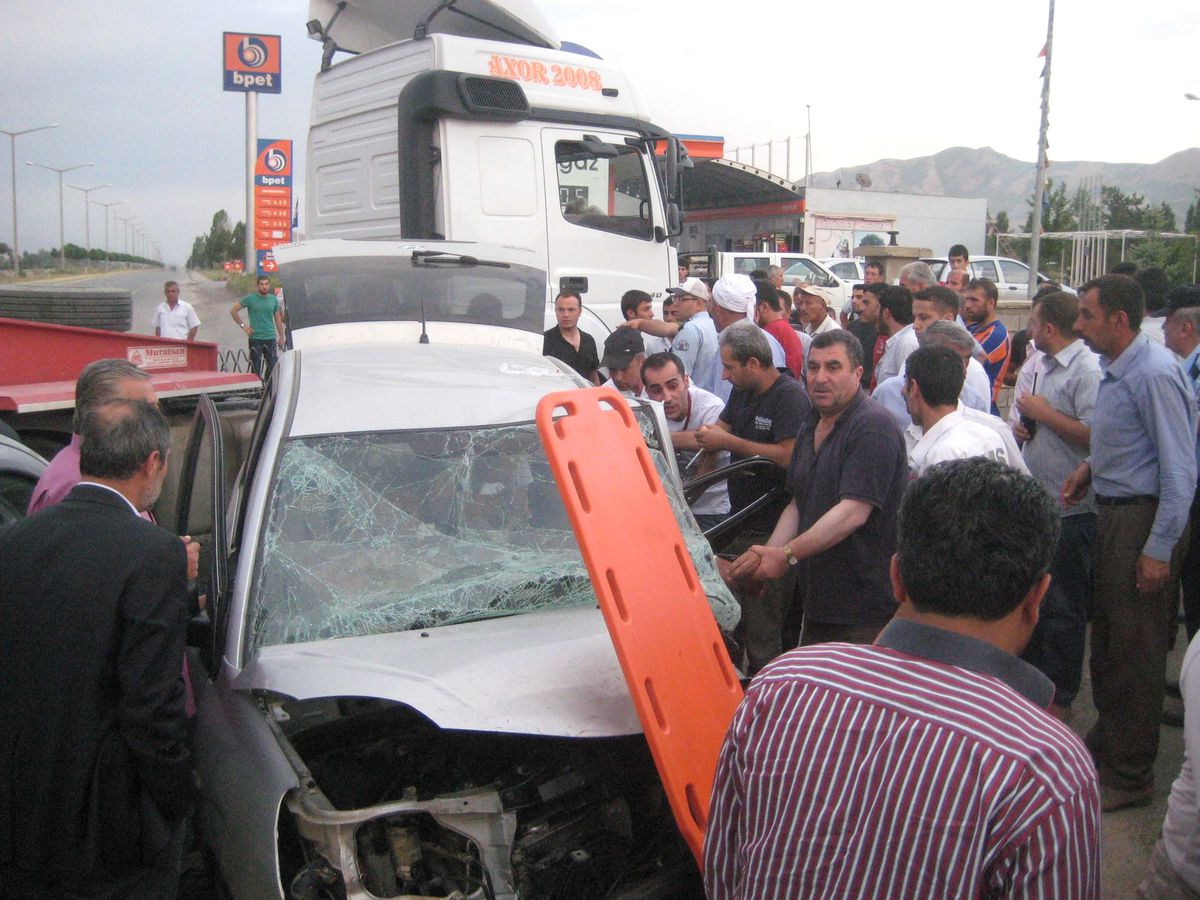 Muş\'ta Trafik Kazası: 5 Yaralı