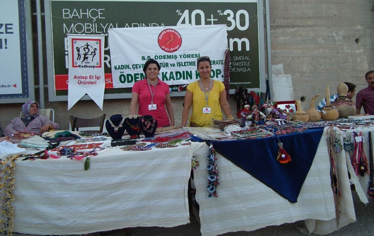 Ödemiş Kadın Kooperatifi Alaçatı\'da Stant Açtı