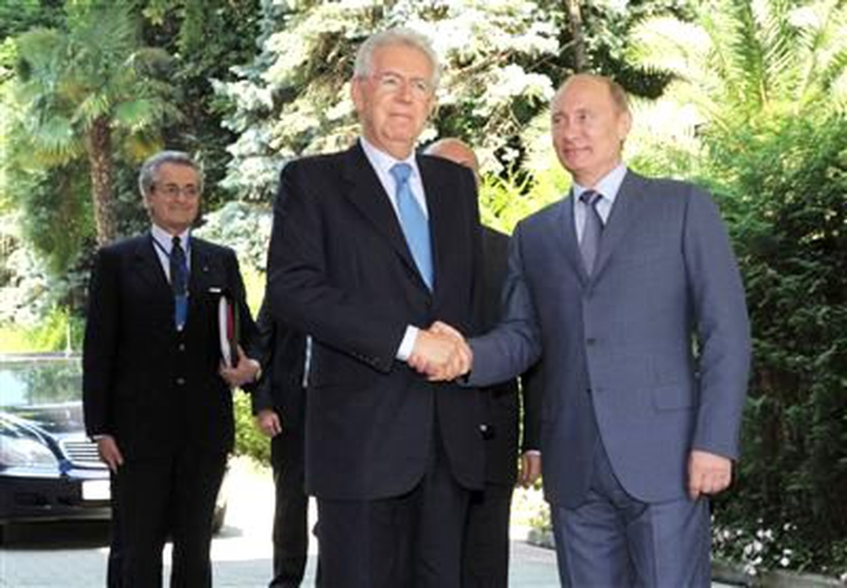 Putin, İtalya Başbakanı Monti ile Bir Araya Geldi