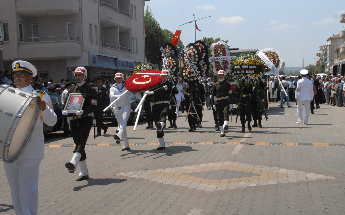 "Bana Söz Vermiştin, Geri Dönecektin"