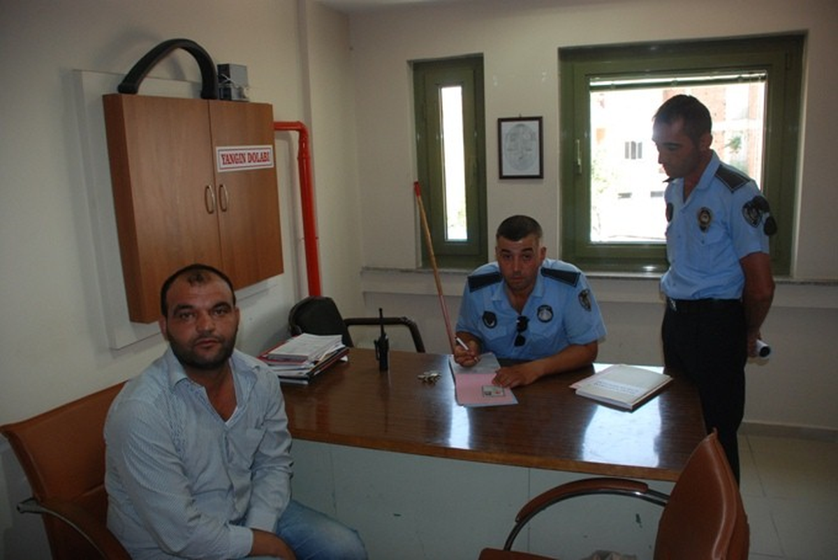 Tire Belediyesi Zabıta Müdürlüğü Dilencilere Nefes Aldırmıyor