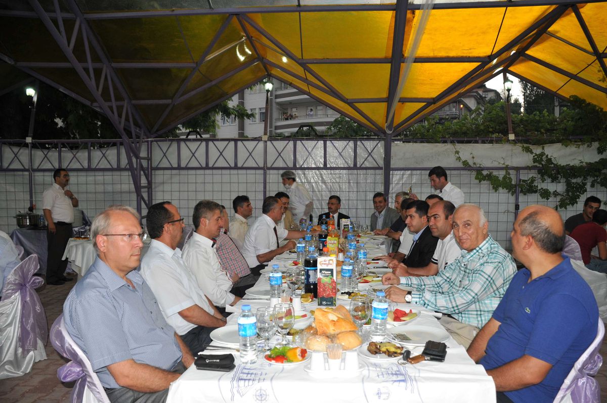 Ağaç İşleri Odasından İftar Yemeği