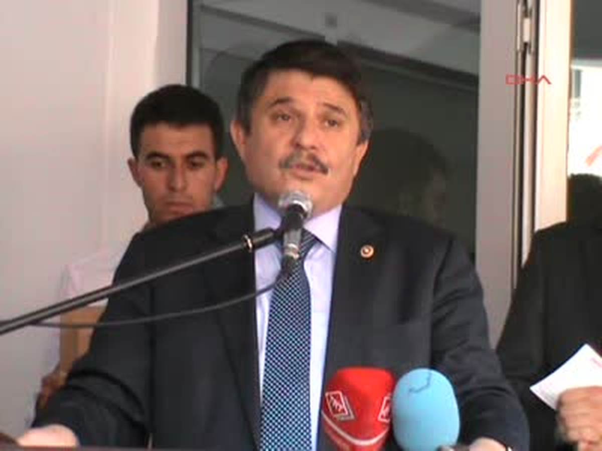 "CHP\'li Belediyeler Yamyam Doyuruyor"