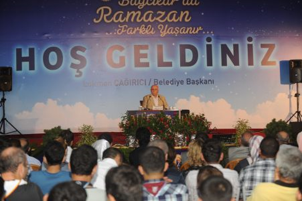 Bağcılar\'da En Çok Satılan Şey Su Bidonuydu