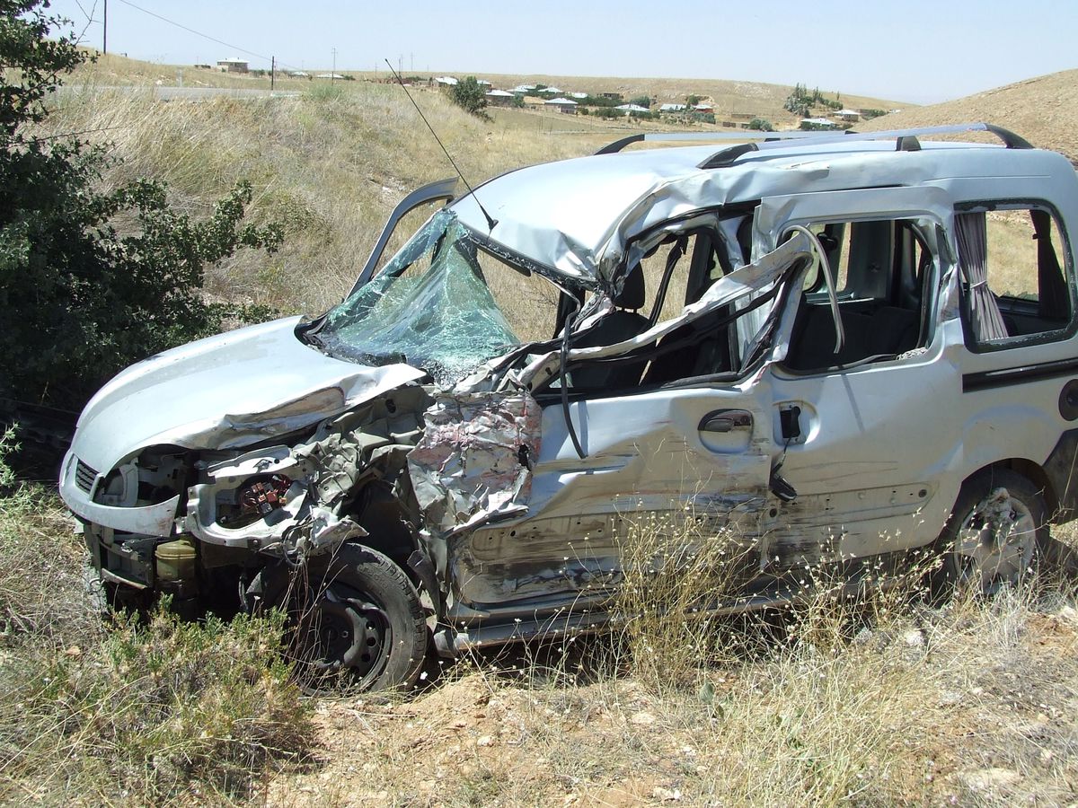 Elbistan\'da Trafik Kazası: 4 Yaralı