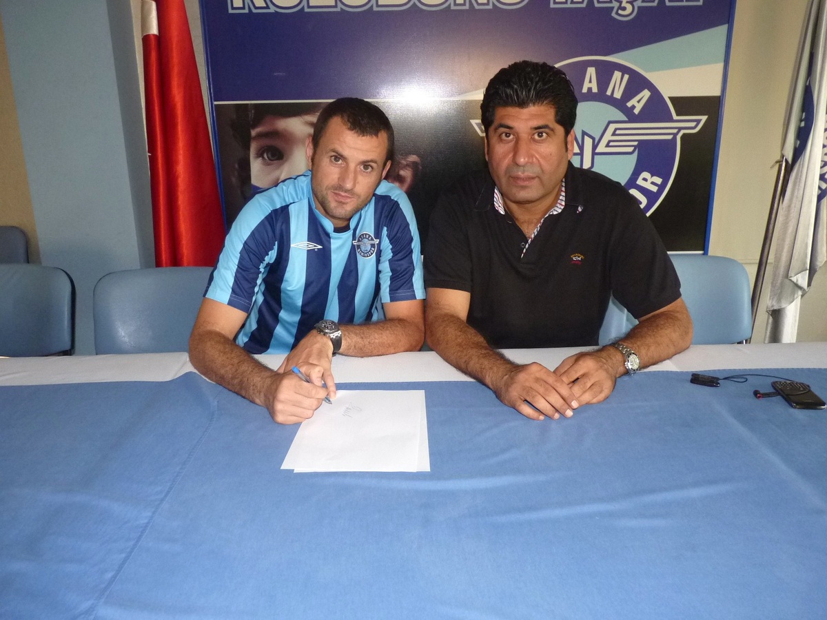 Hüseyin Çimşir Adana Demirspor ile Sözleşme İmzaladı