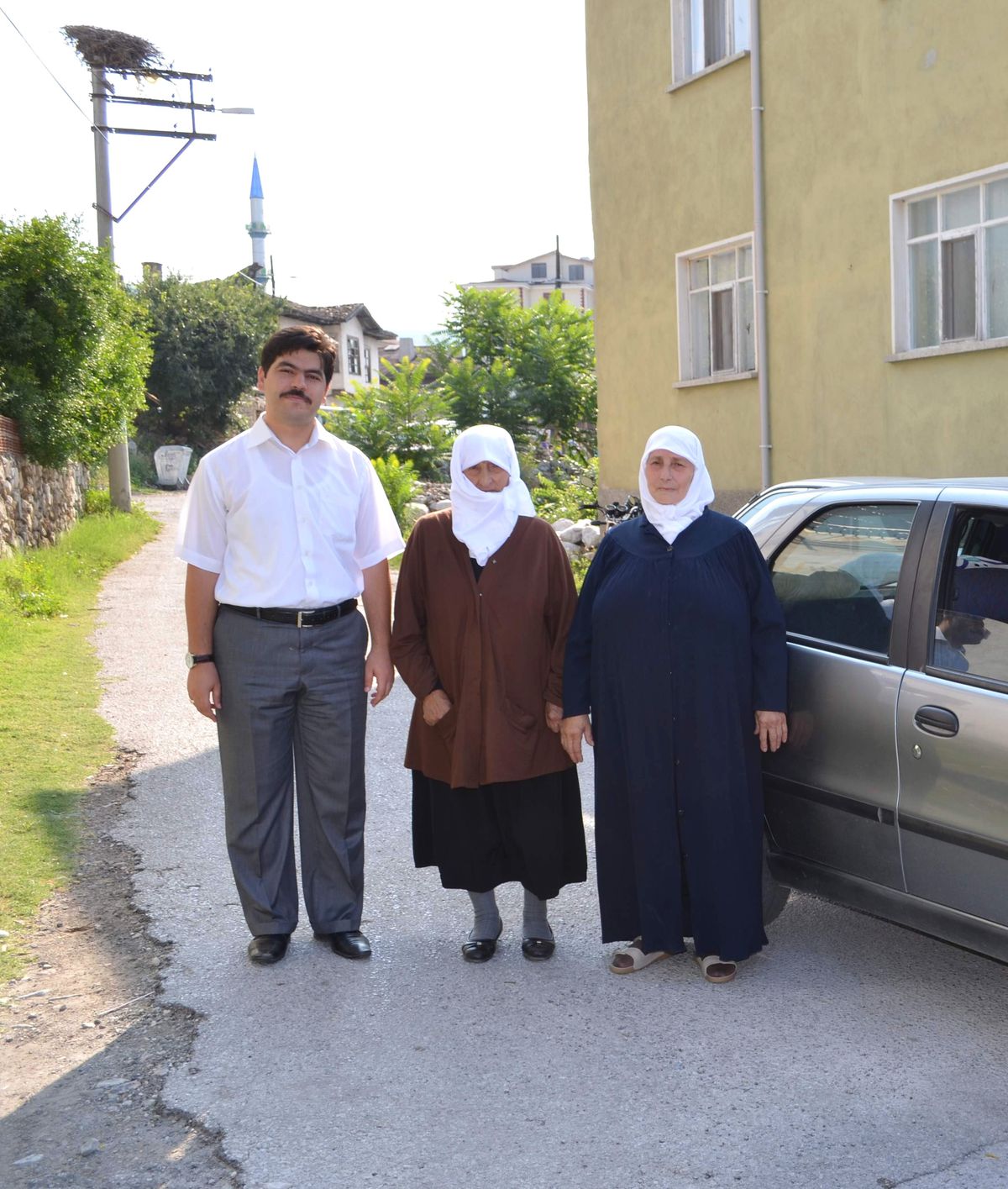 Kargılı Ninelerin Umre Hayali Gerçek Oldu