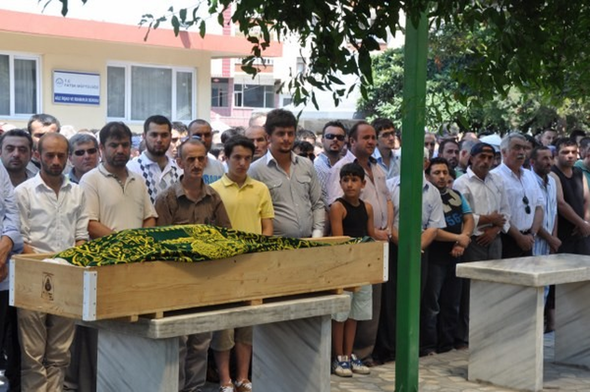 Kazada Ölen Eski Muhtar Toprağa Verildi