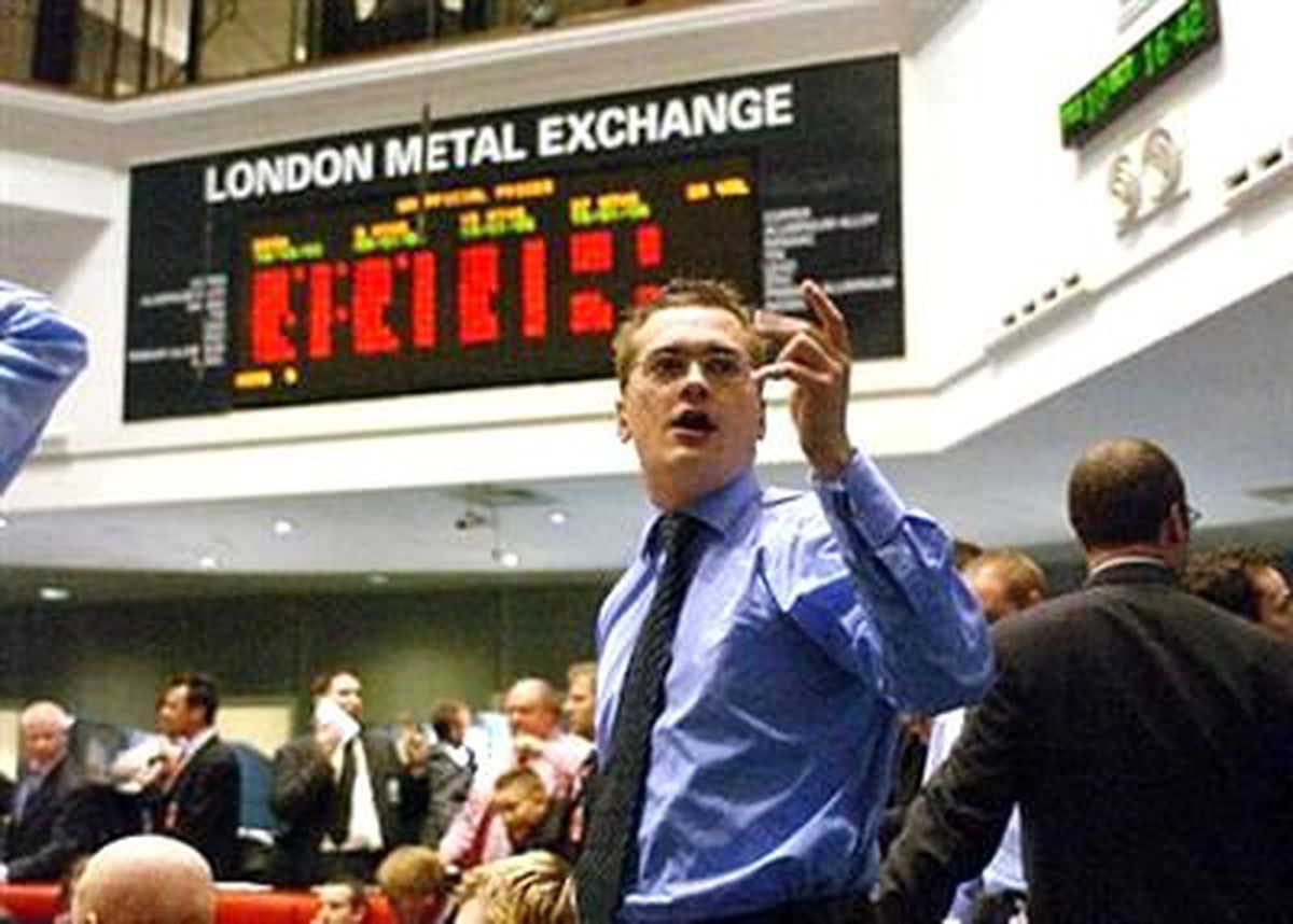 Lme\'den Hong Kong Borsasını Alıyor