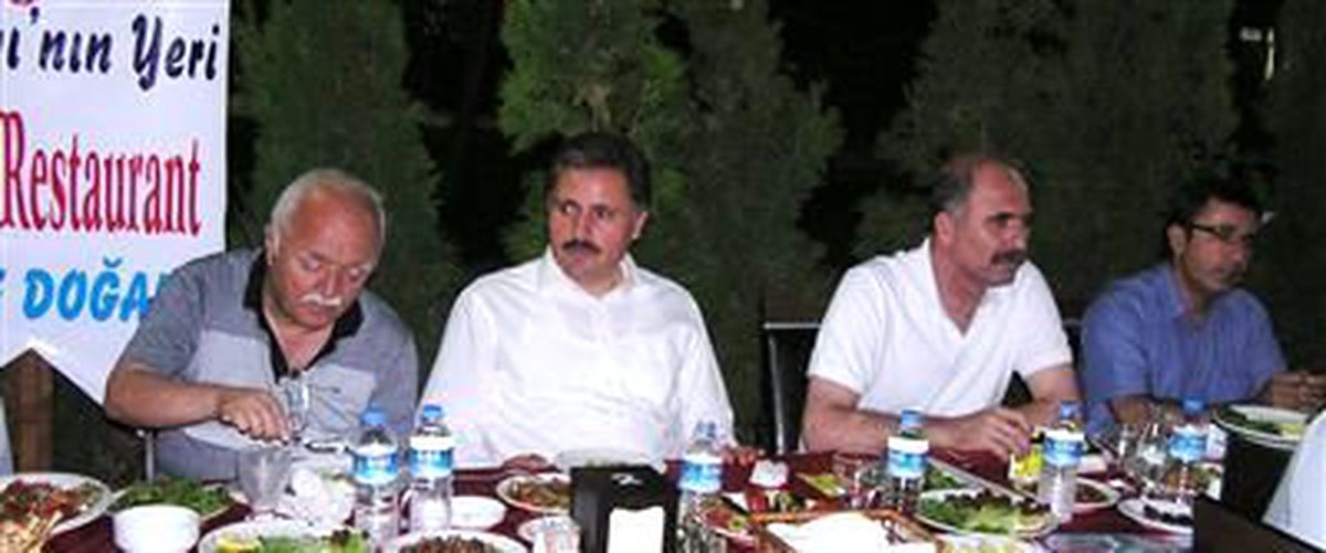 Malatya Belediyesinden Basına İftar