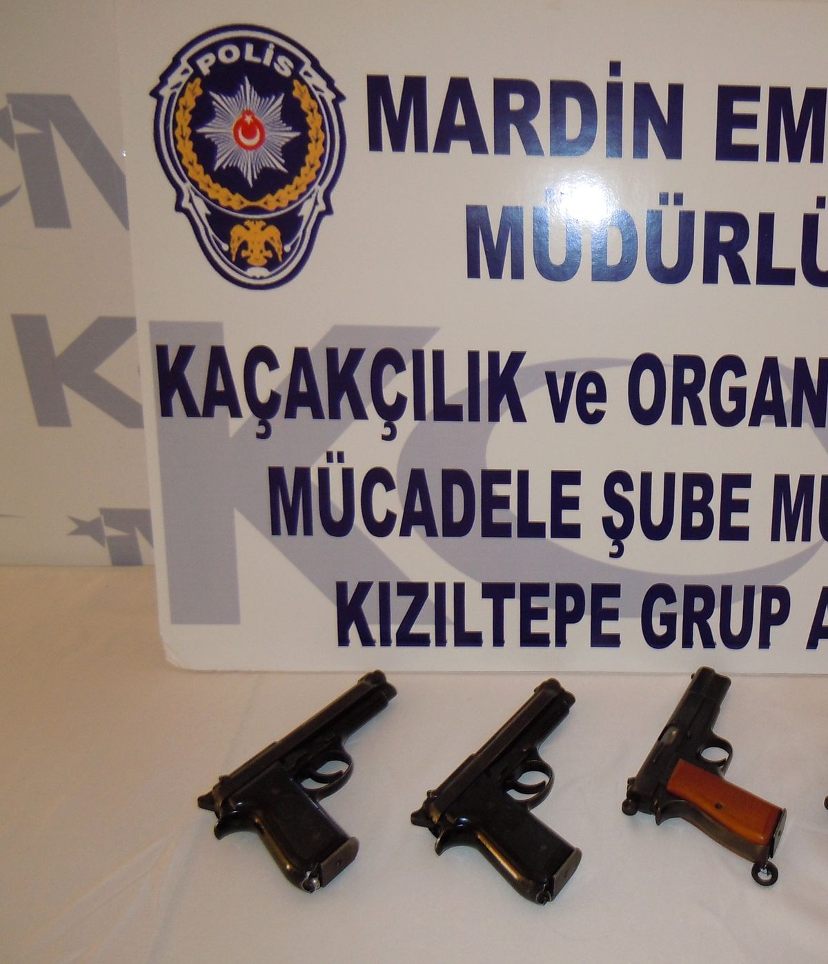 Mardin\'de 4 Adet Tabanca Ele Geçirildi
