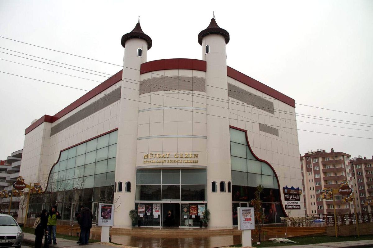 Müjdat Gezen\'e Kötü Haber