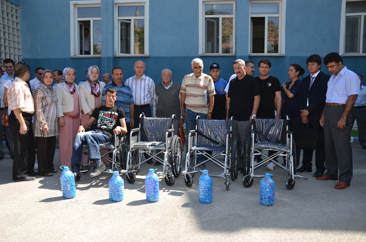 Polislerin Topladığı Mavi Kapaklar 5 Kişiye Umut Oldu
