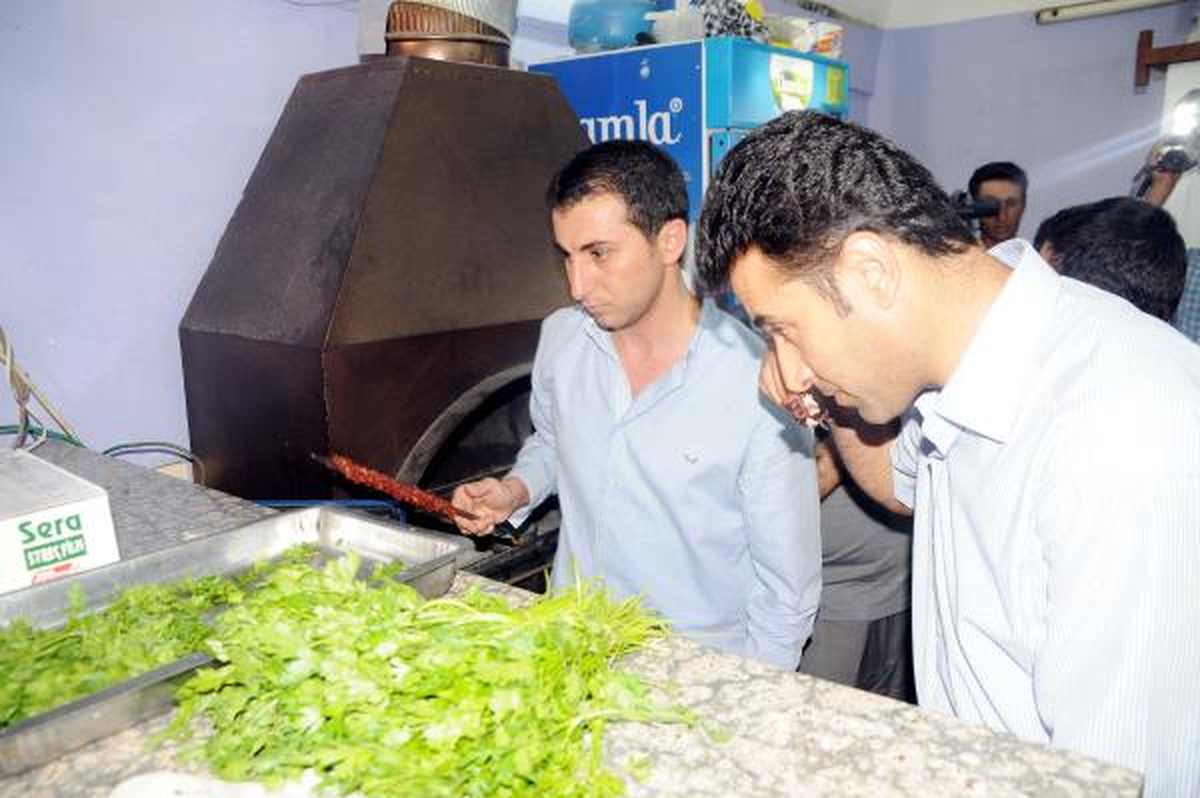 Şanlıurfa\'da Ciğercilere Hijyen Denetimi